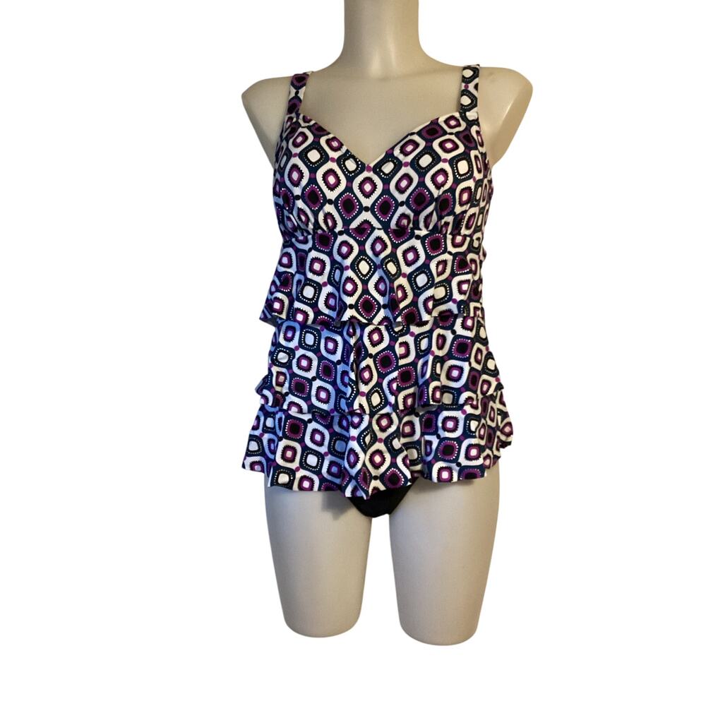 2579NWT Swim Solutions Womens Printed Hip Minimizer One-Piece Swimsuit Purple 10